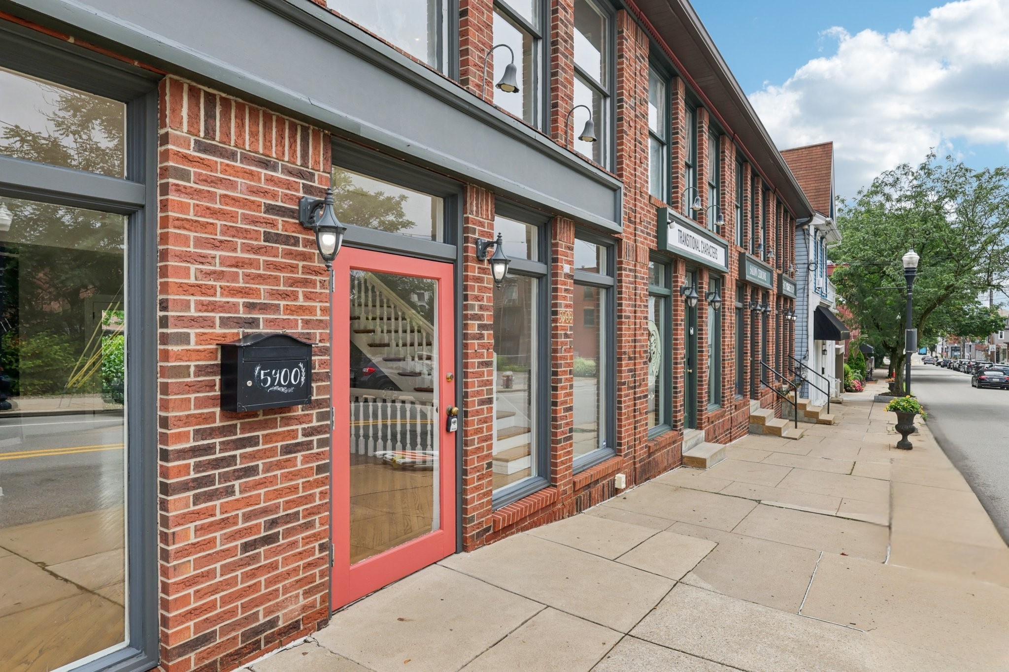 Commercial image
