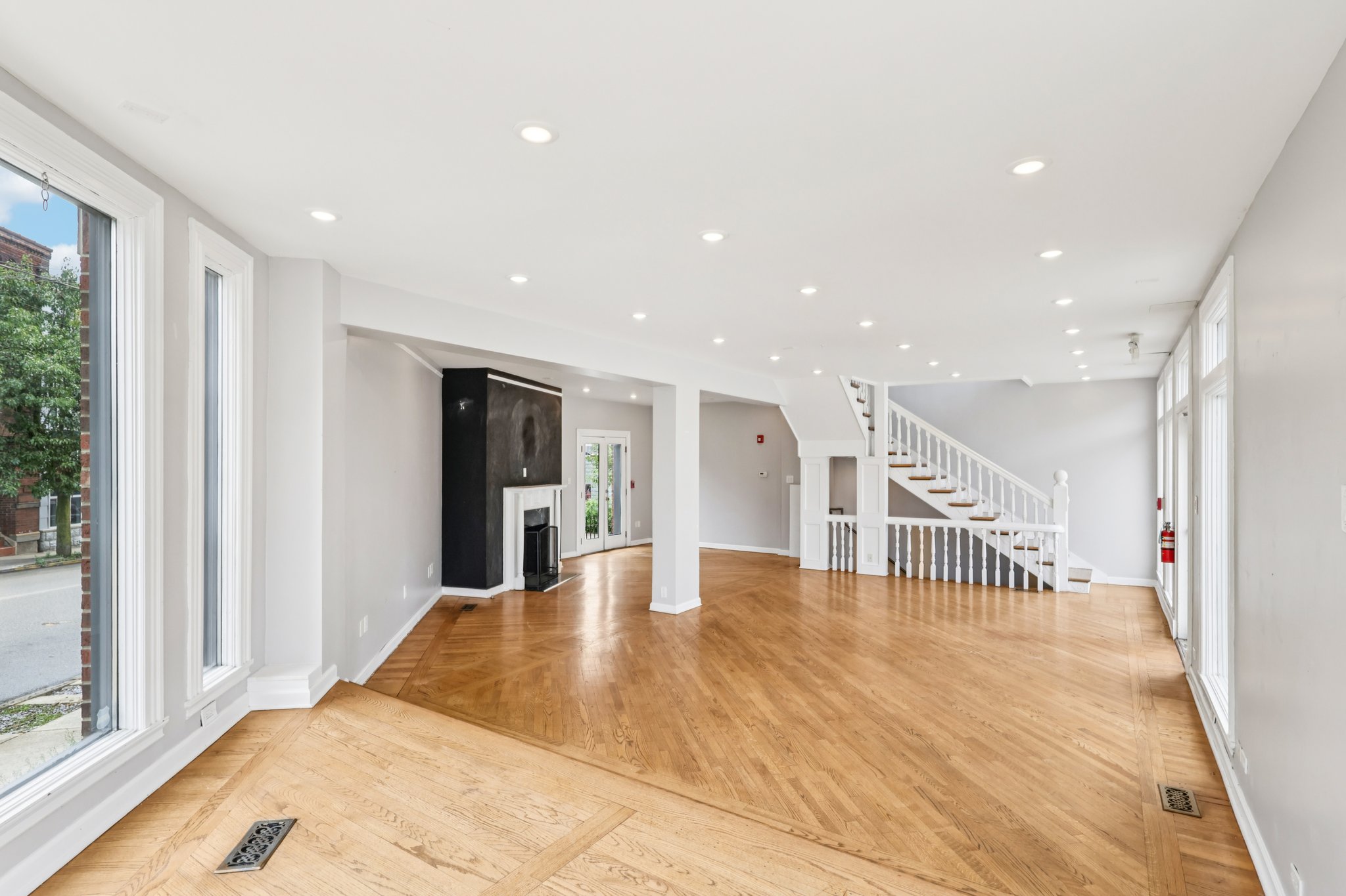 Commercial image