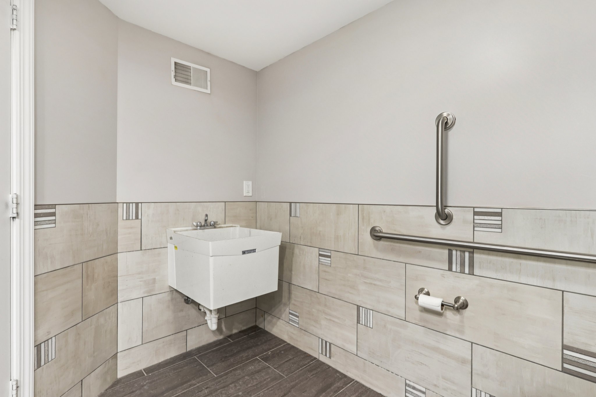 Commercial image