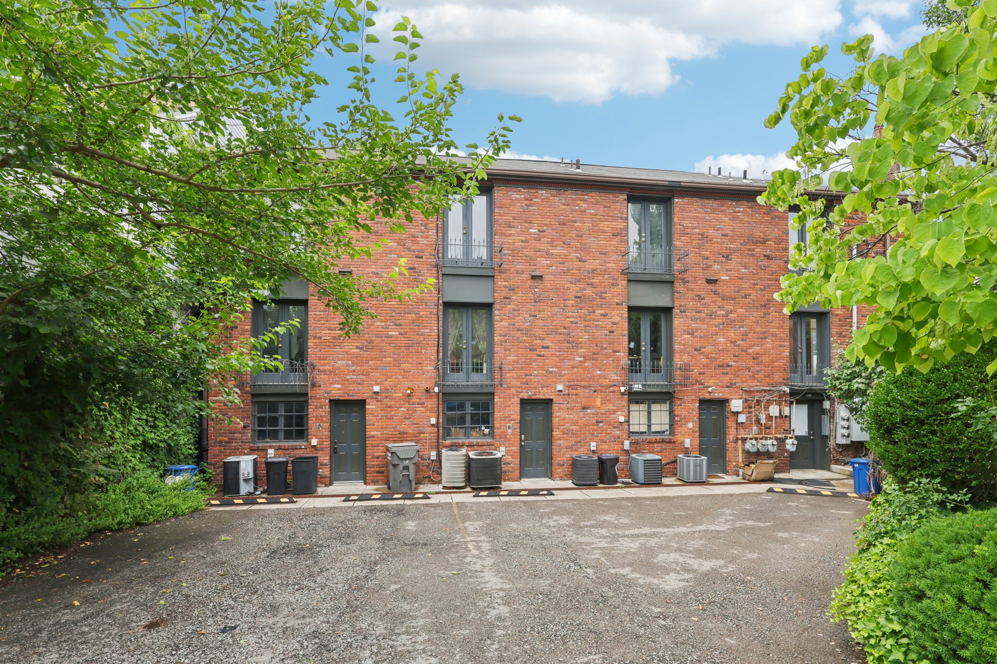 Commercial image