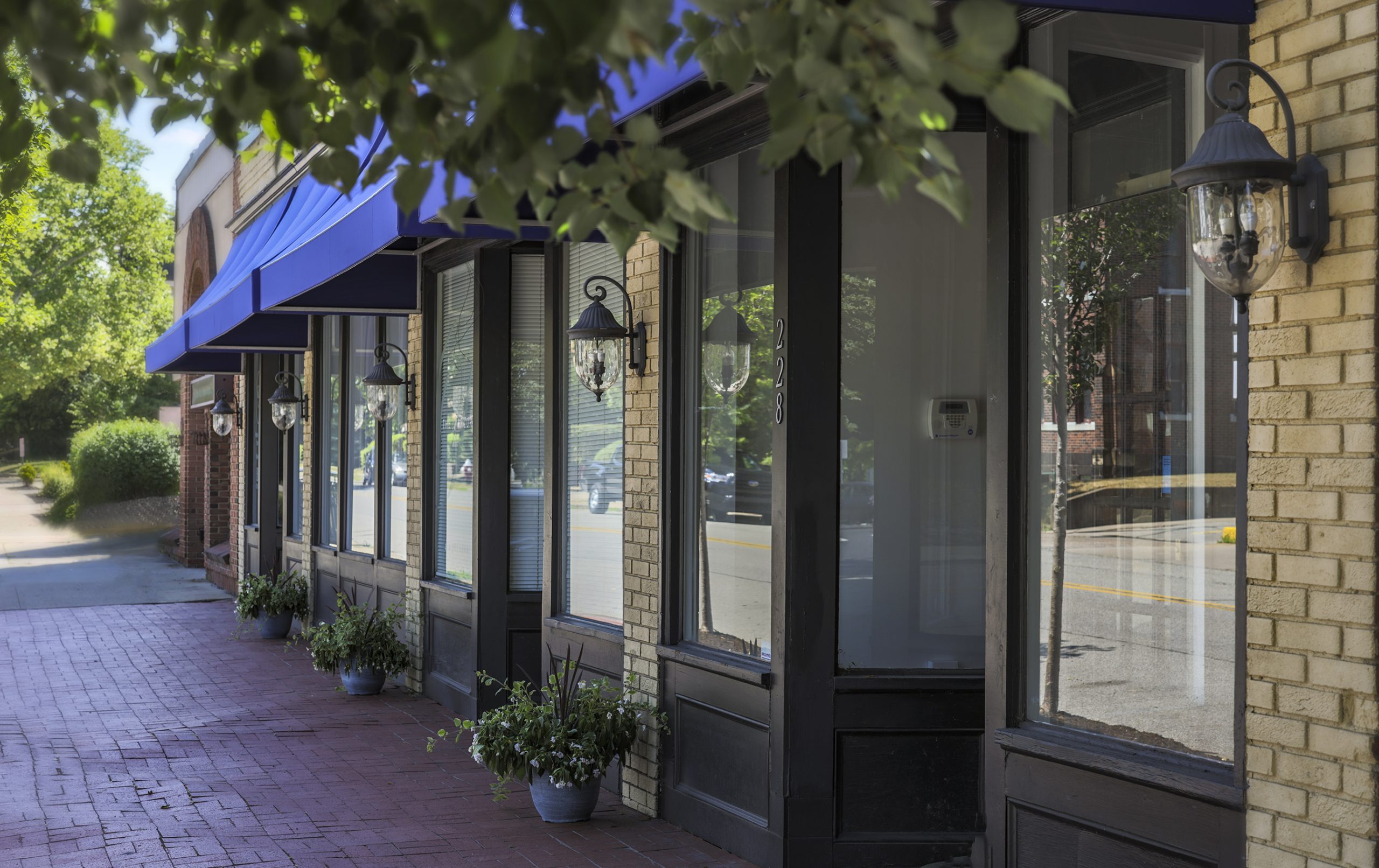 The Shoppes At Shady