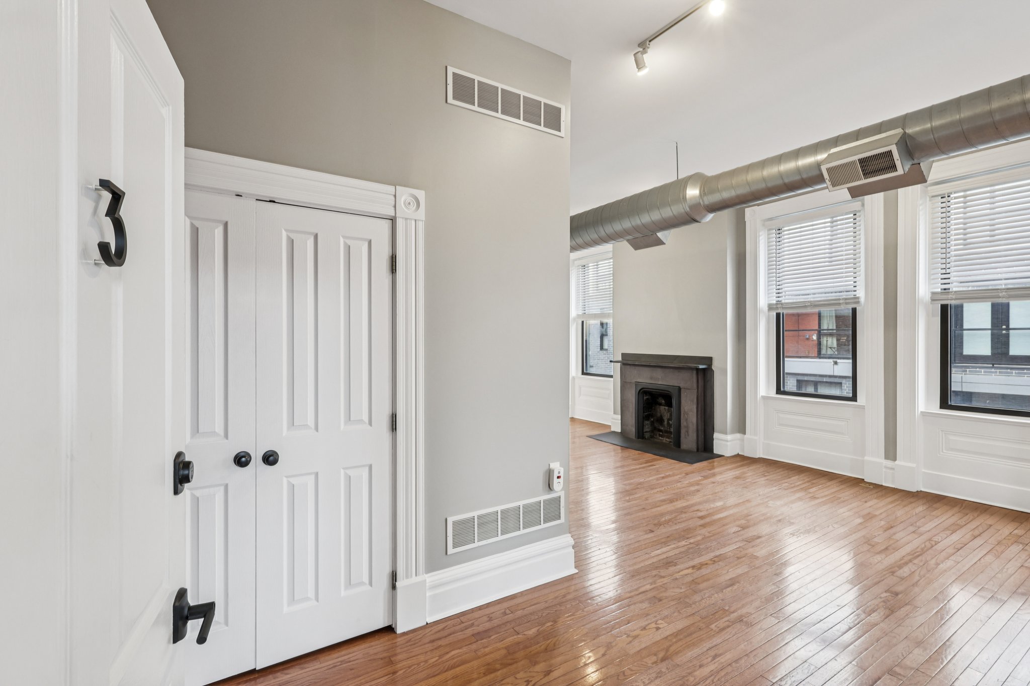 Commercial image