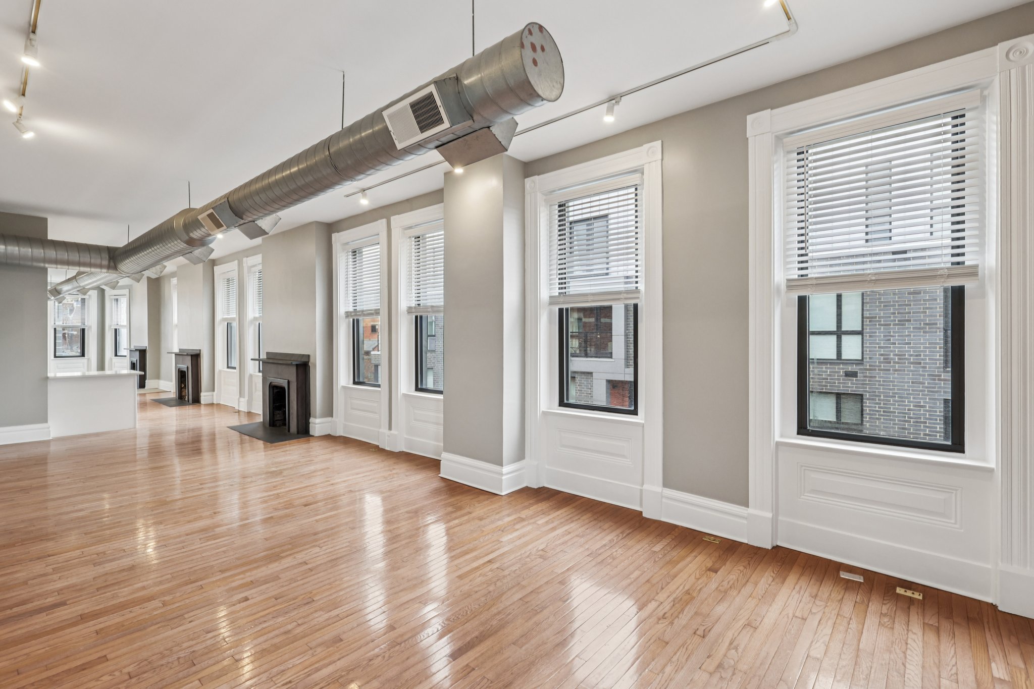 Commercial image