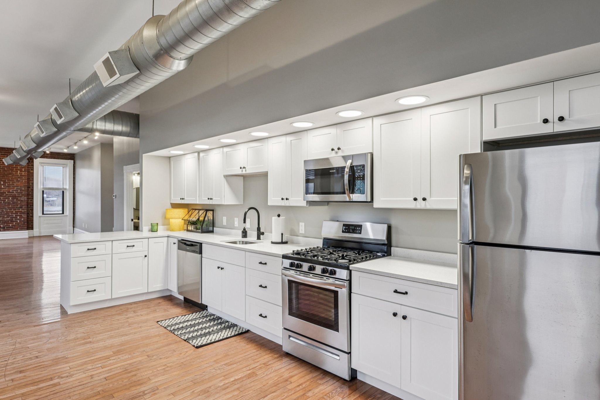 Commercial image
