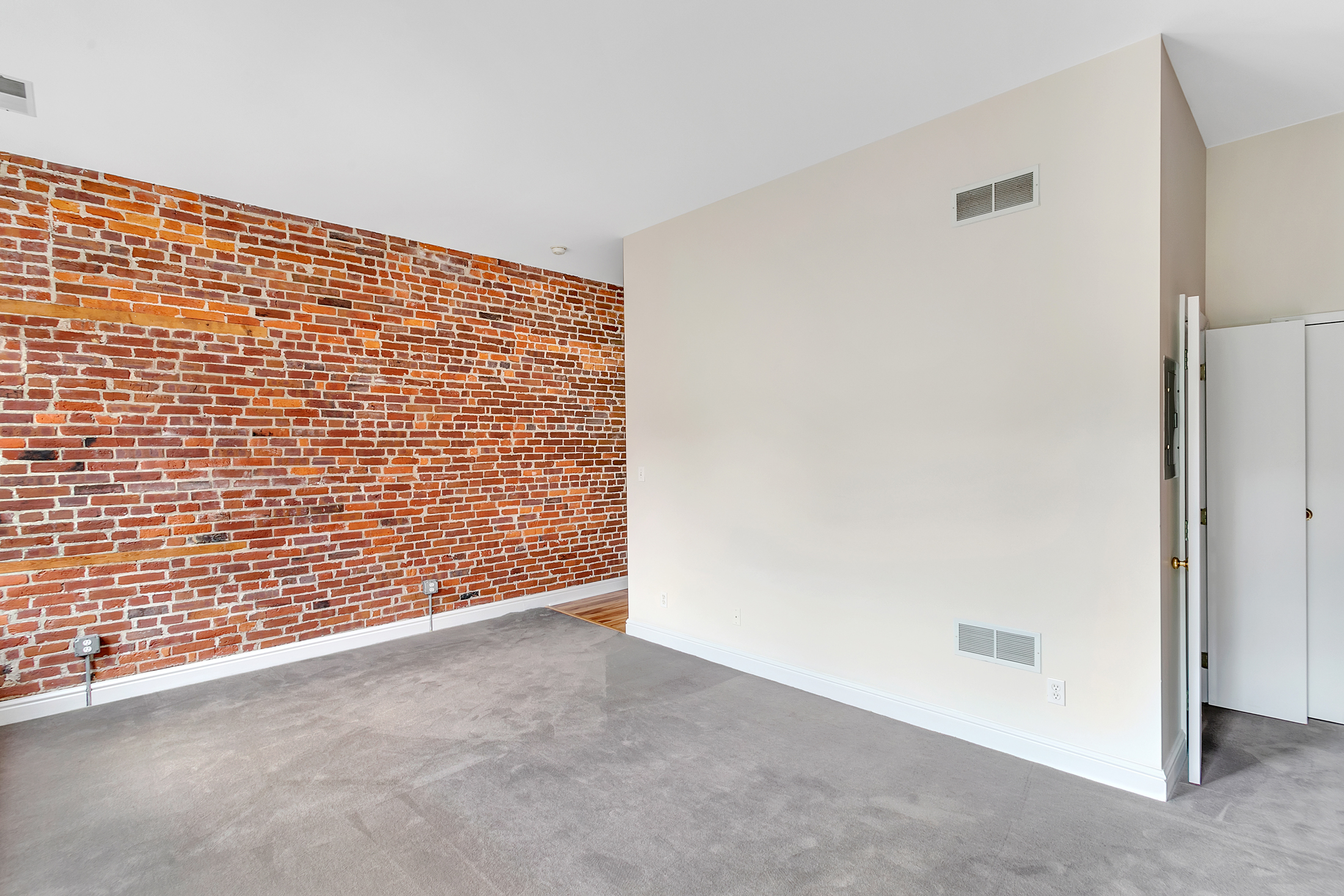 Commercial image