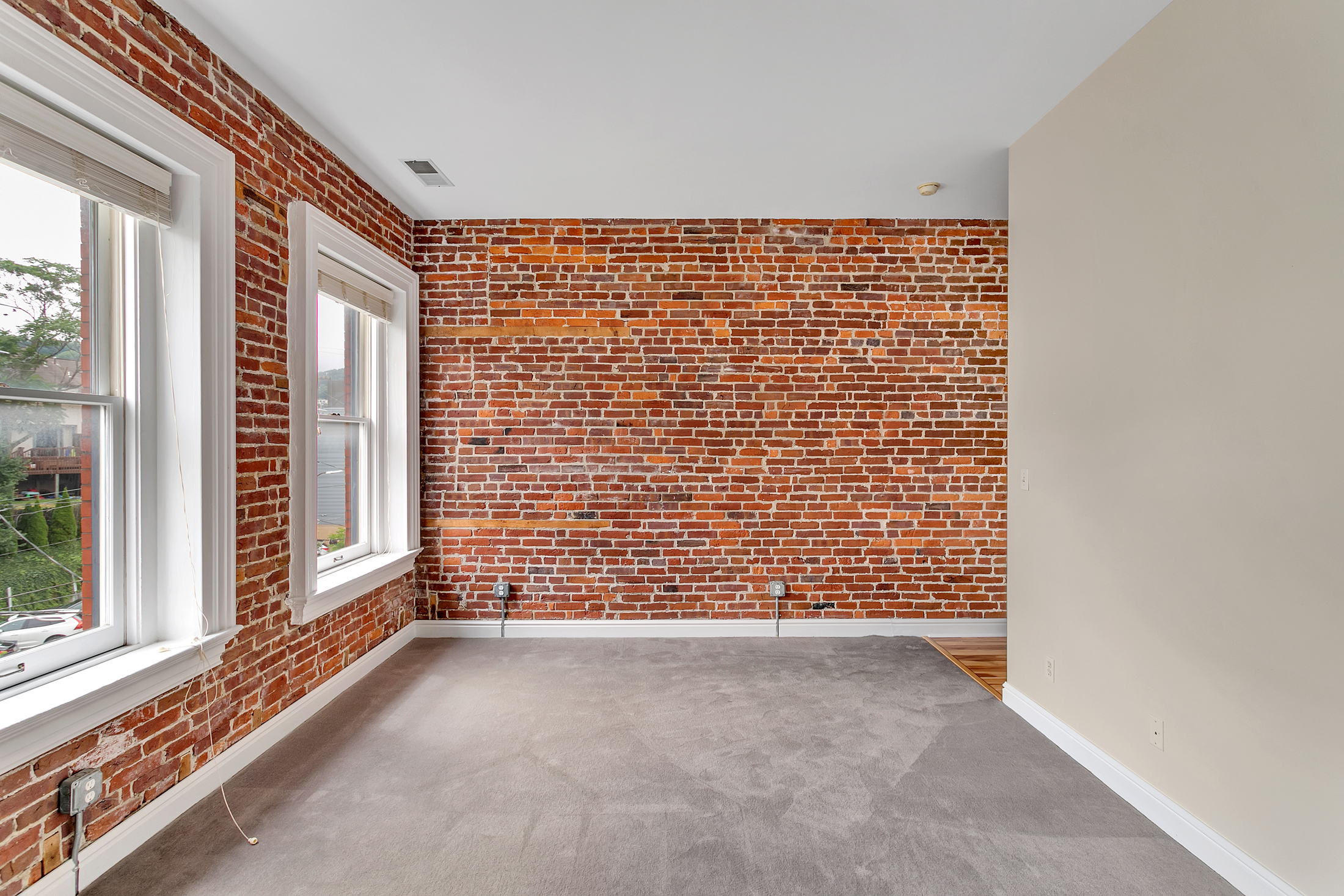 Commercial image