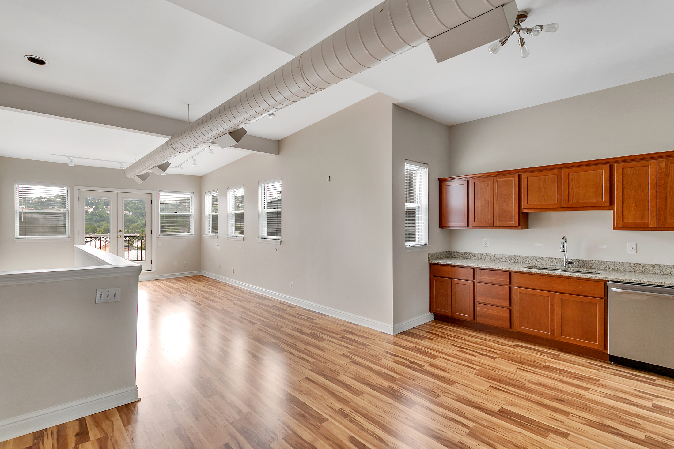 Commercial image