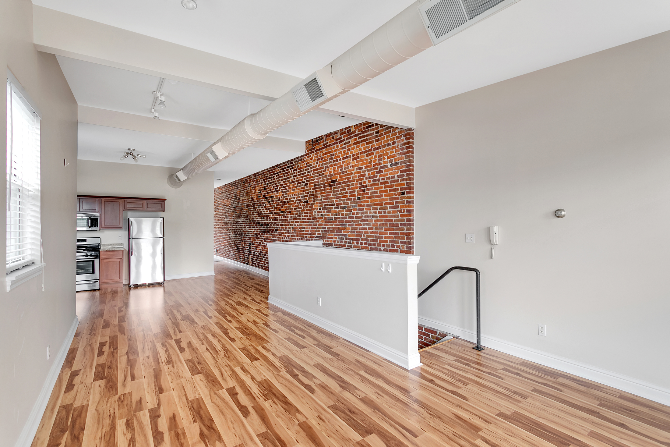 Commercial image