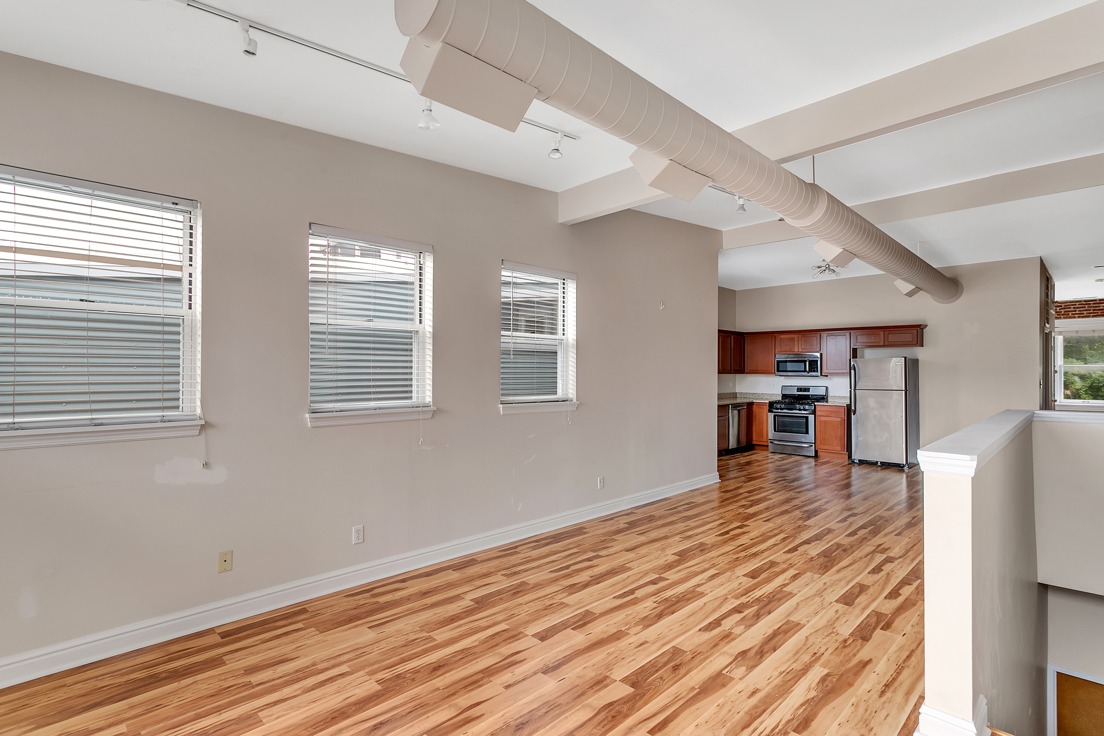 Commercial image