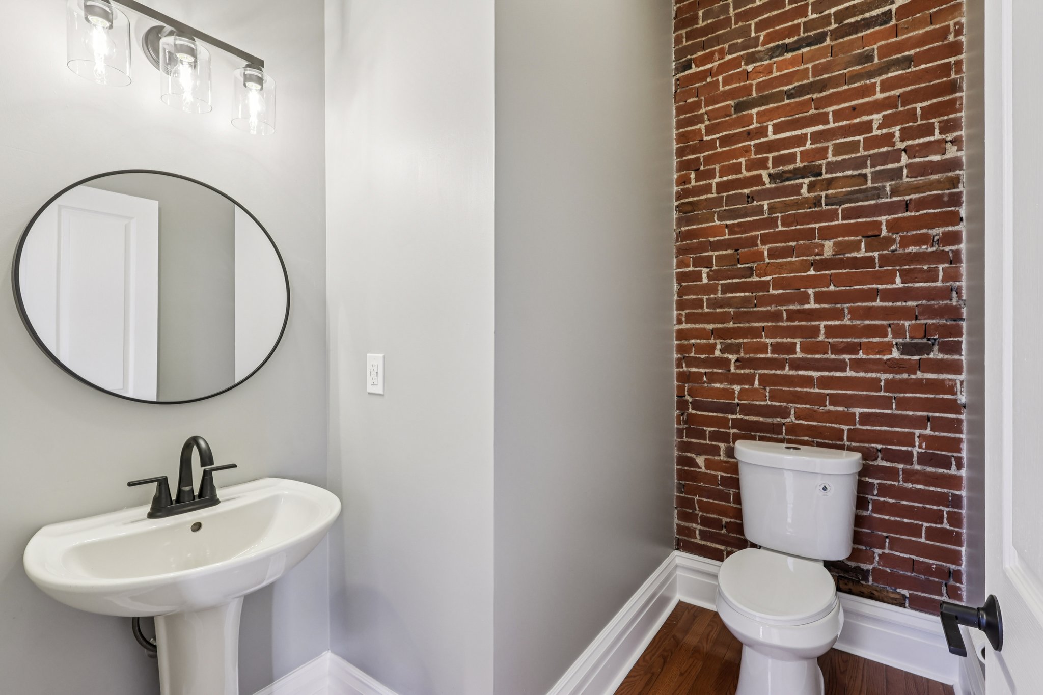 Commercial image