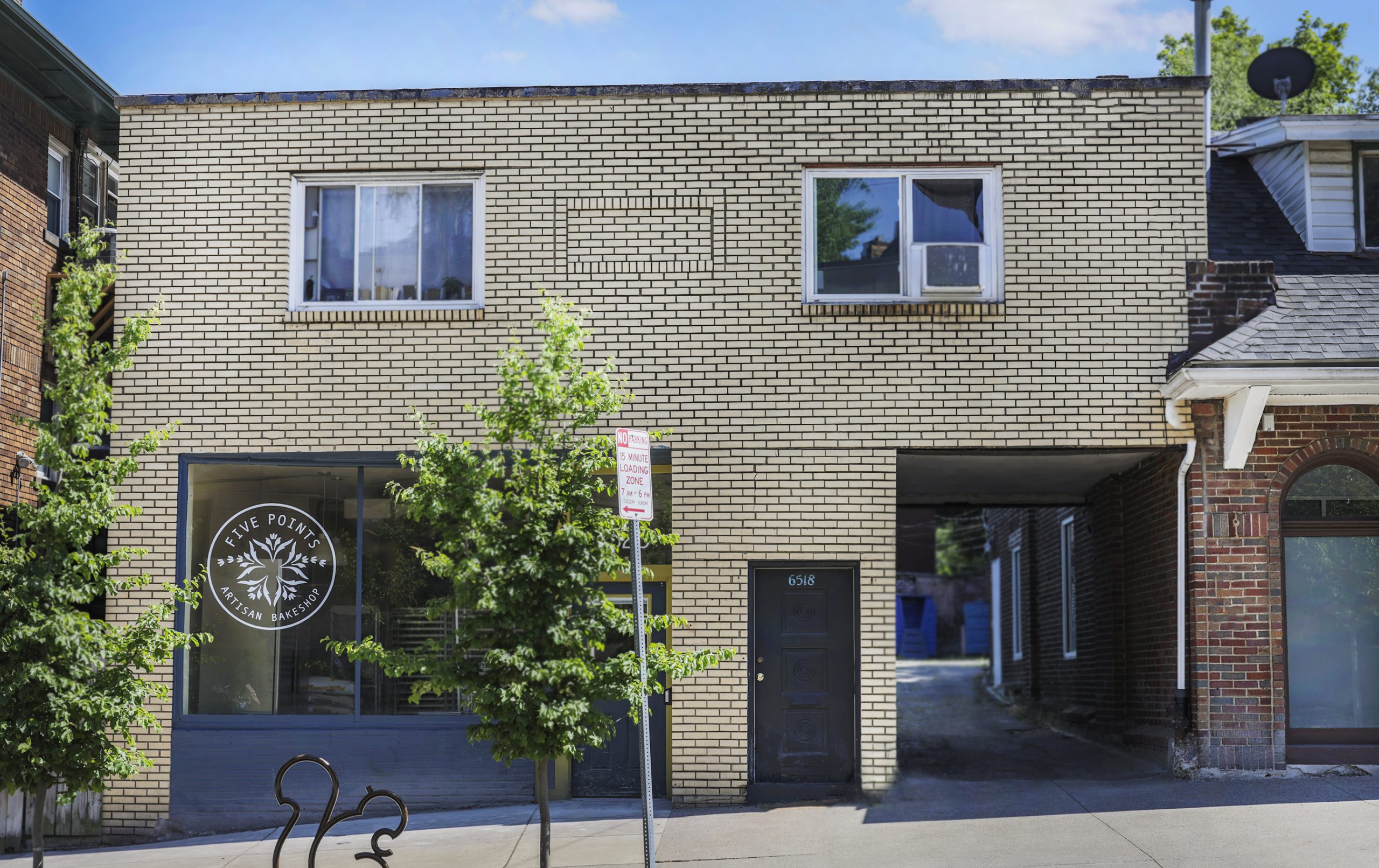 Commercial image